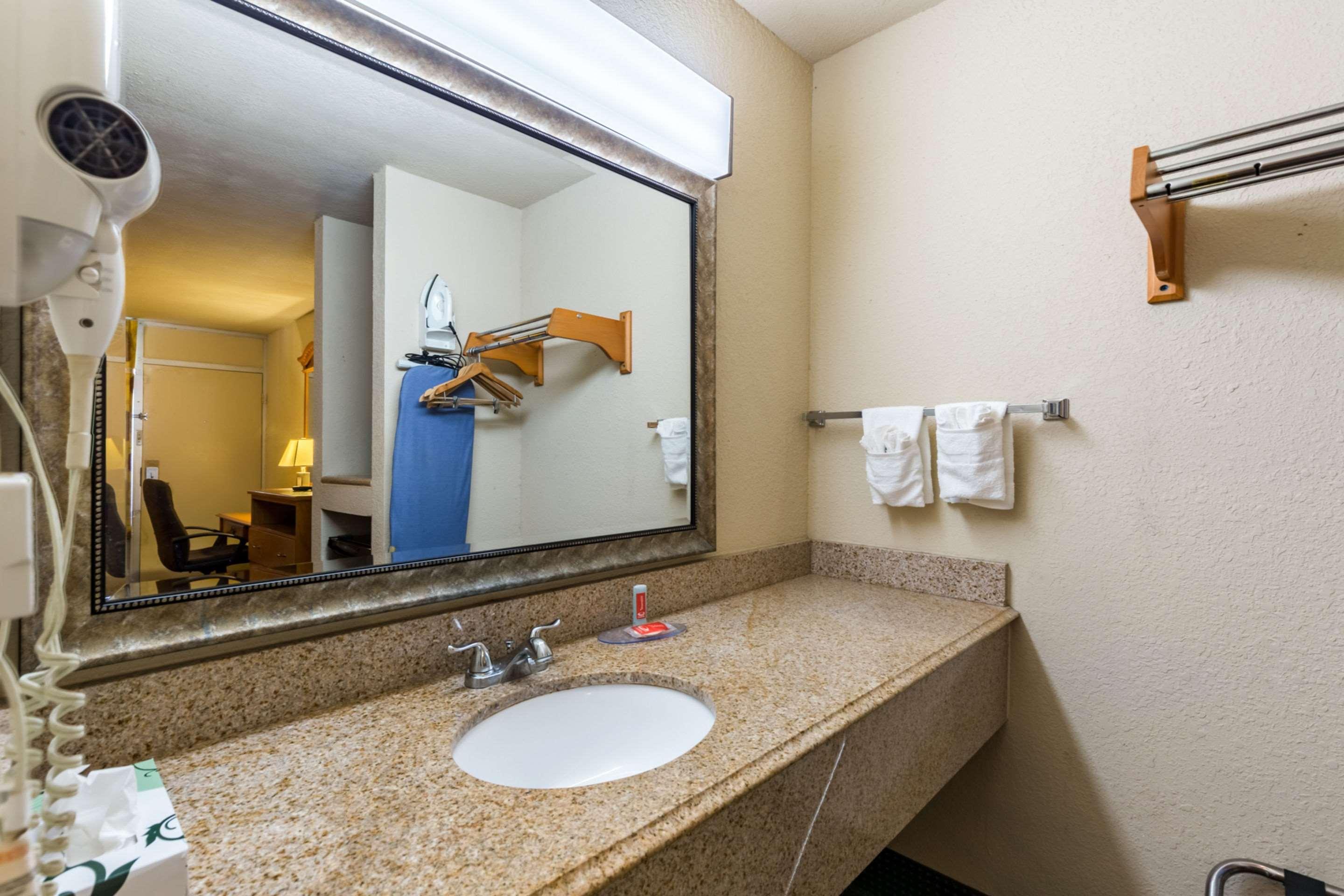 Econo Lodge Бейтаун Екстер'єр фото